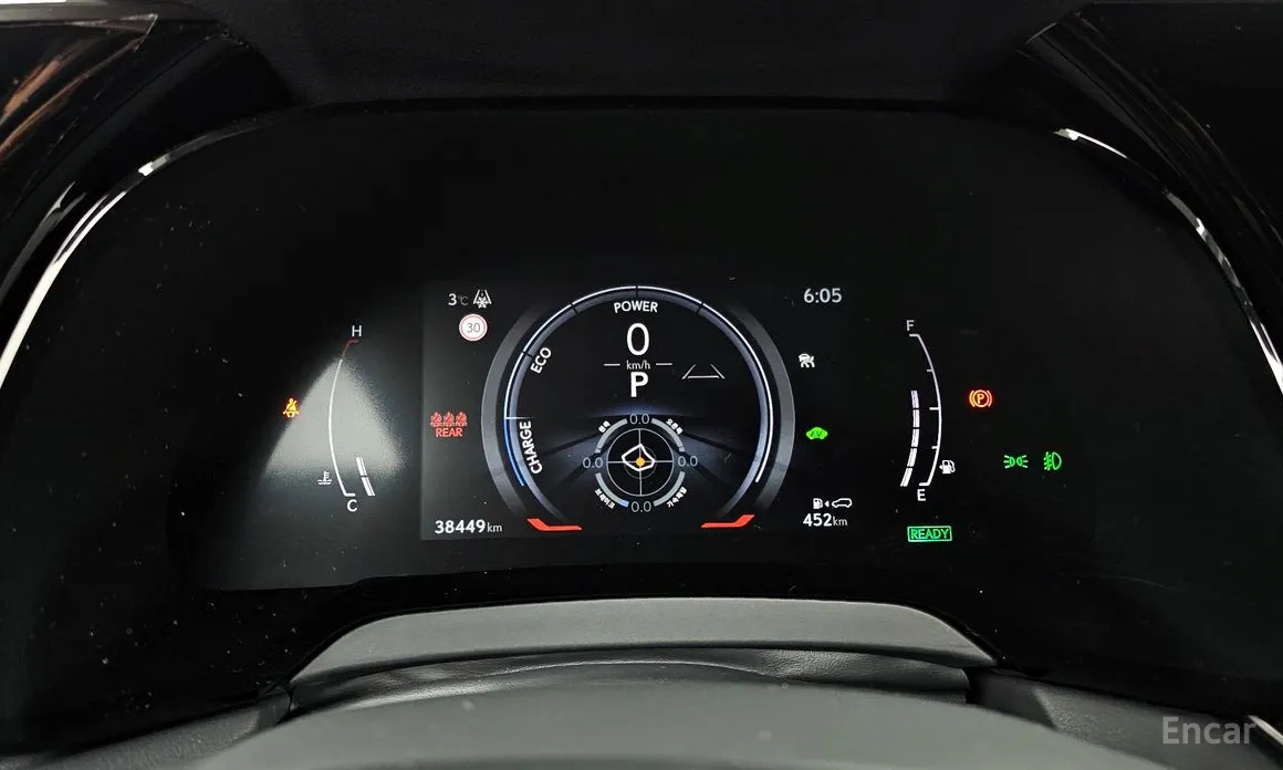 Фото 8 - Lexus RX