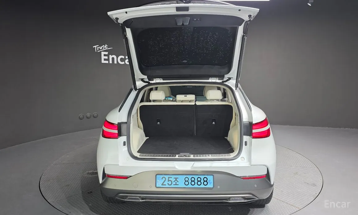 Фото 20 - Genesis GV60