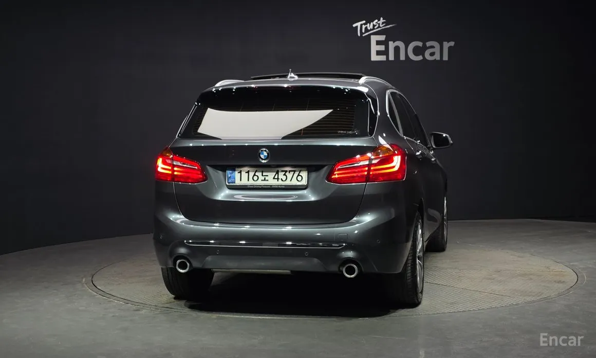 Фото 4 - BMW 2 Series