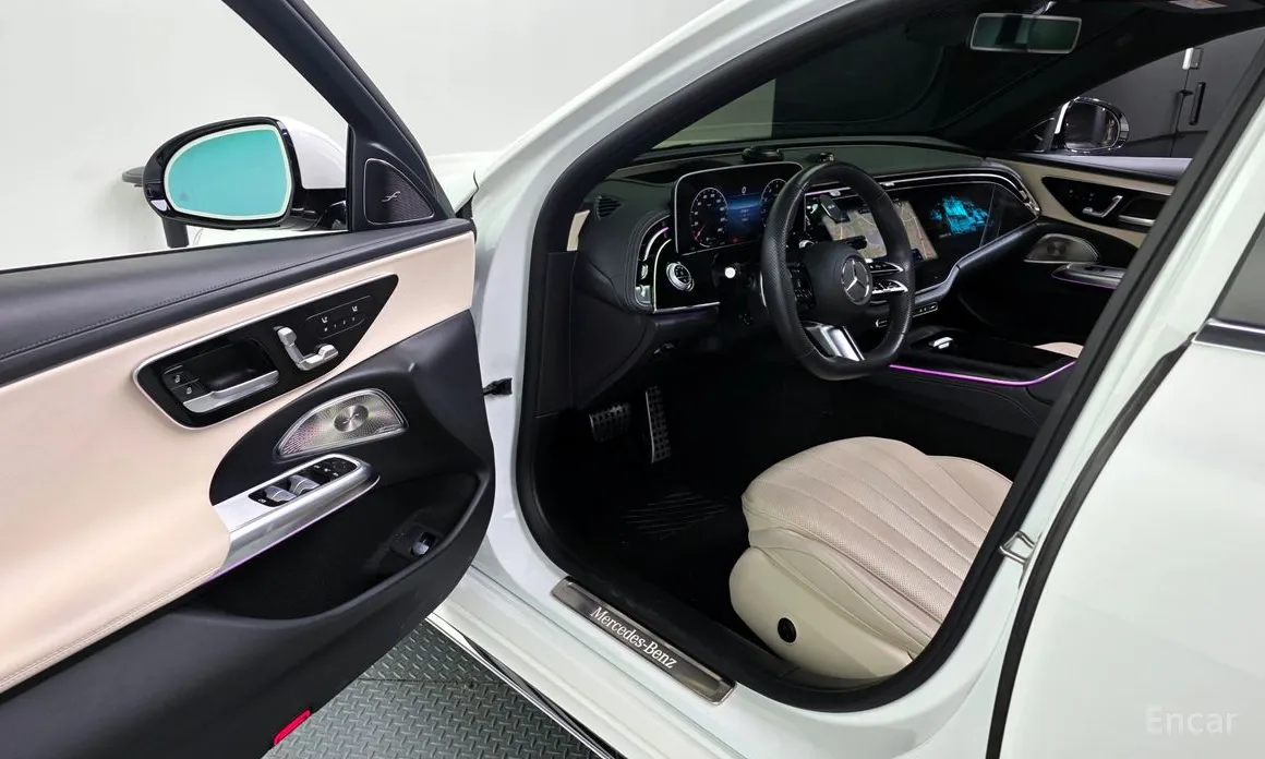 Фото 10 - Mercedes-Benz E-Class