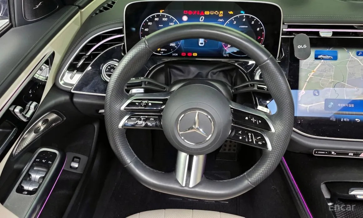 Фото 13 - Mercedes-Benz E-Class