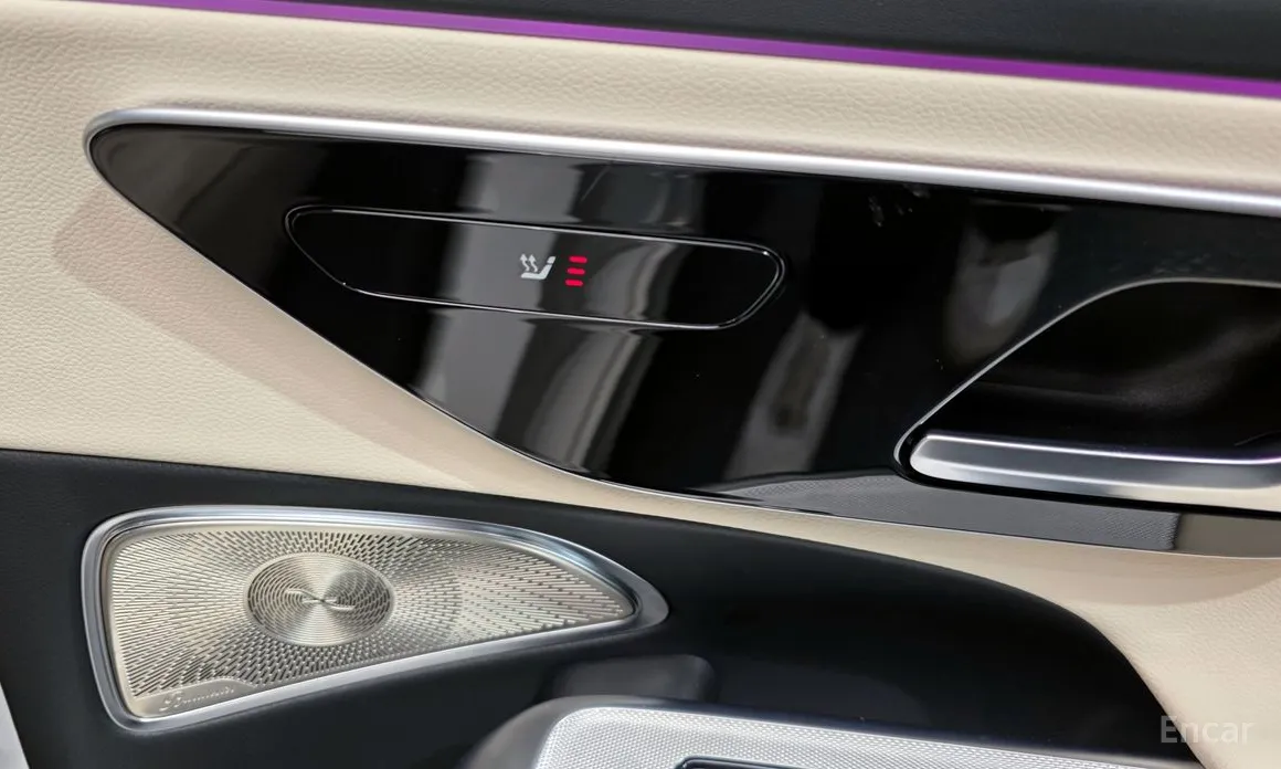 Фото 19 - Mercedes-Benz E-Class