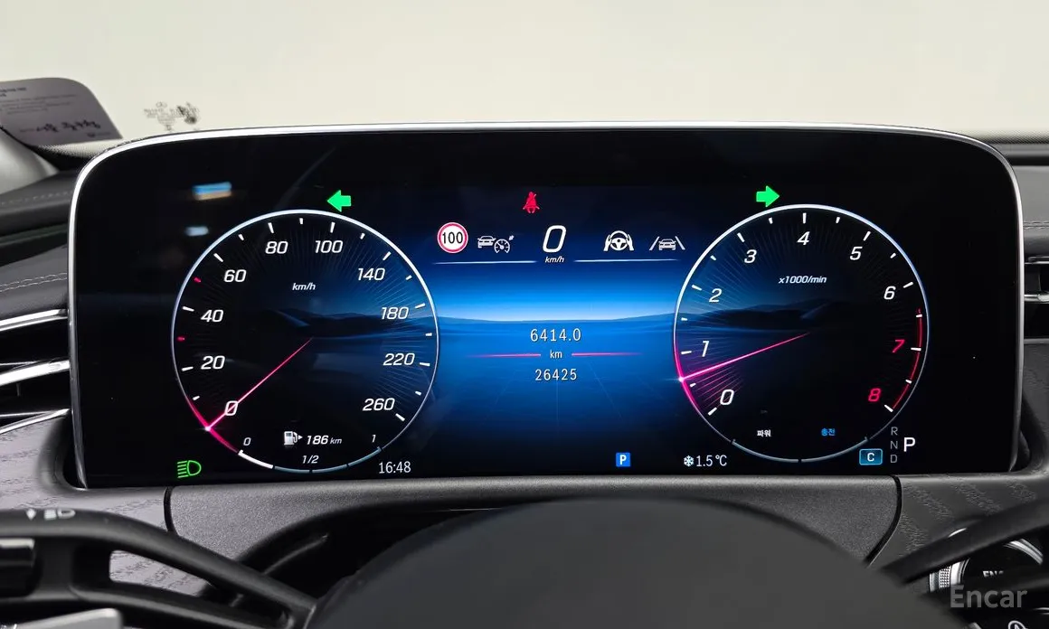 Фото 8 - Mercedes-Benz E-Class