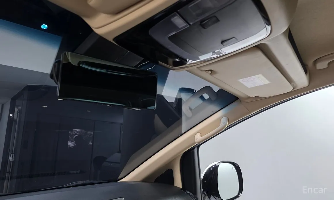 Фото 19 - Hyundai Staria