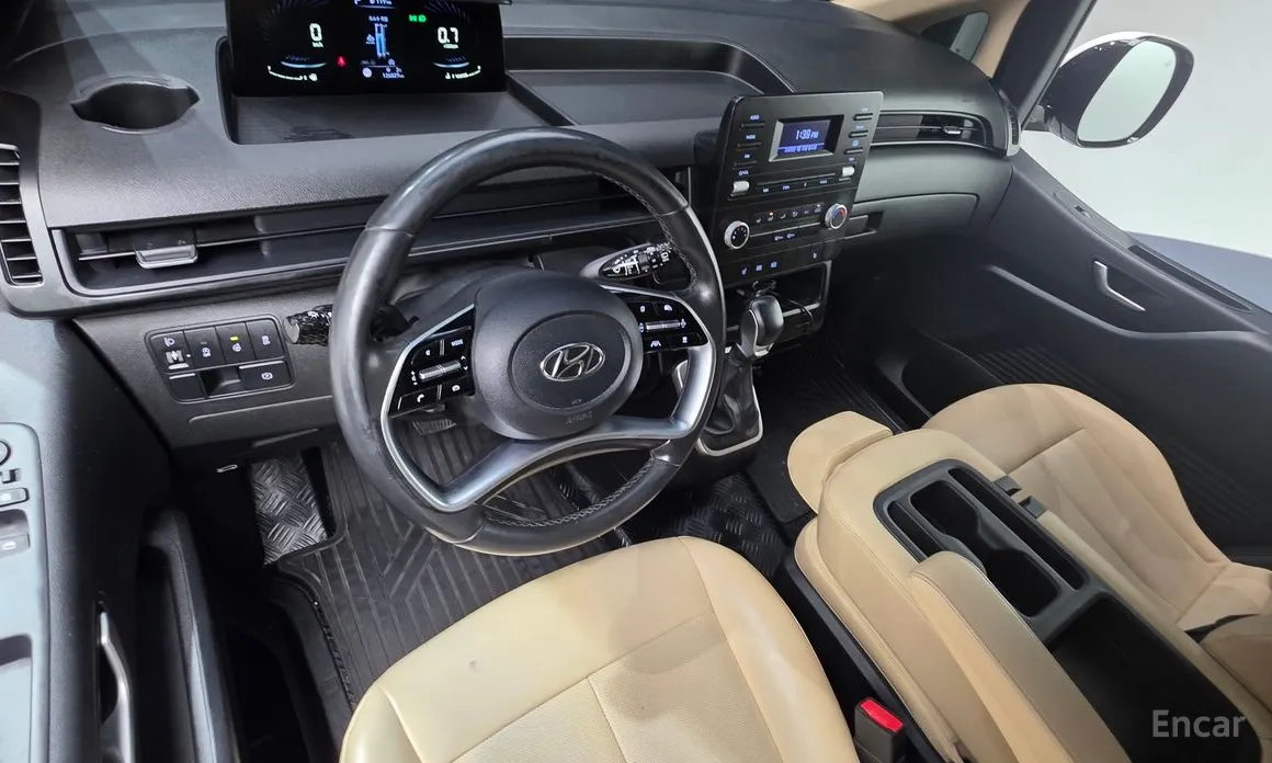 Фото 7 - Hyundai Staria