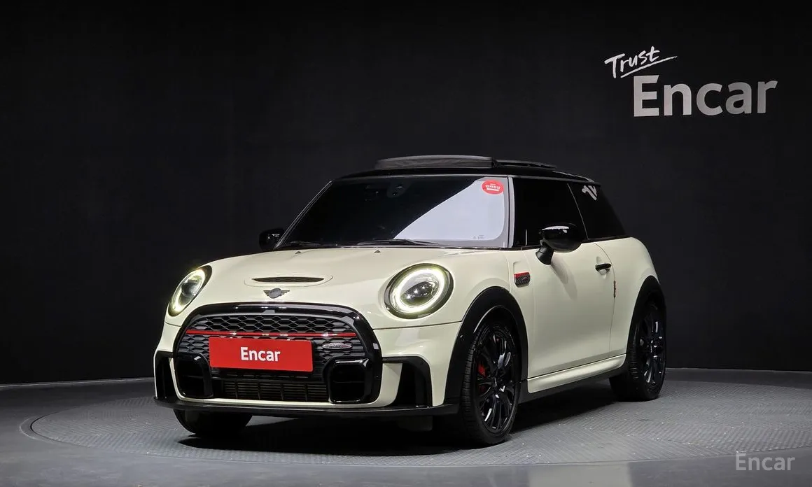 Фото 1 - Mini Cooper