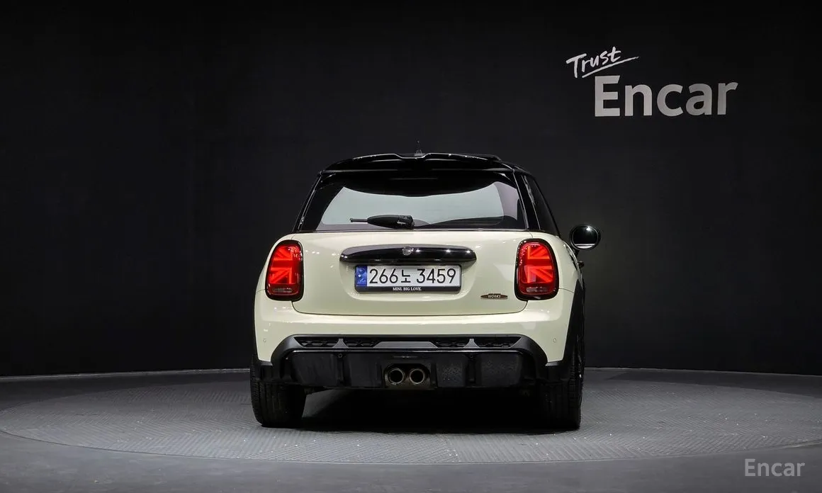 Фото 4 - Mini Cooper