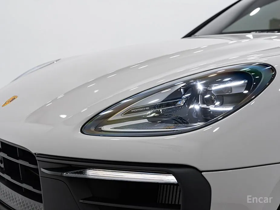 Фото 11 - Porsche Macan