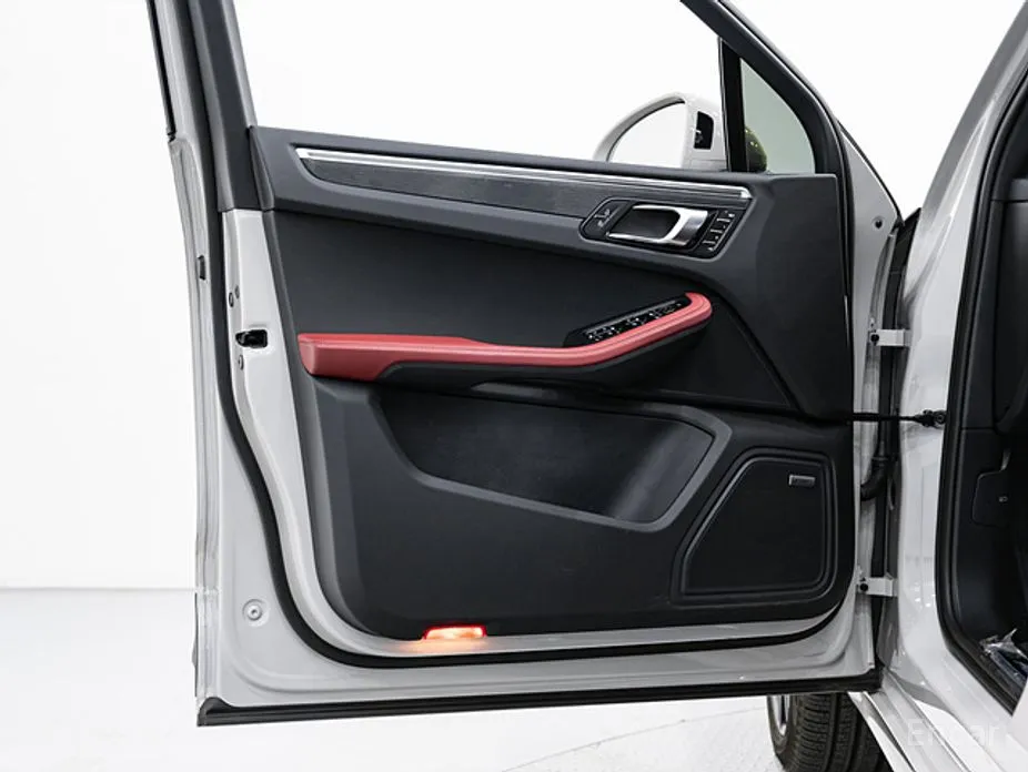 Фото 16 - Porsche Macan