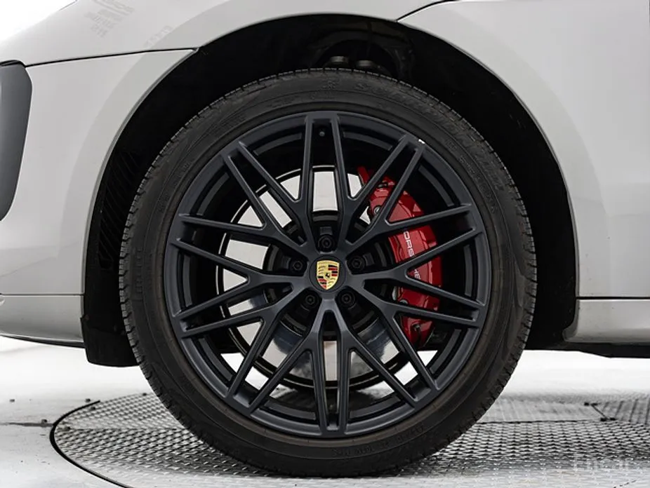 Фото 5 - Porsche Macan