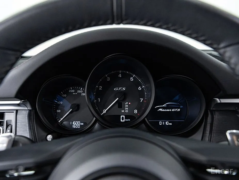 Фото 8 - Porsche Macan