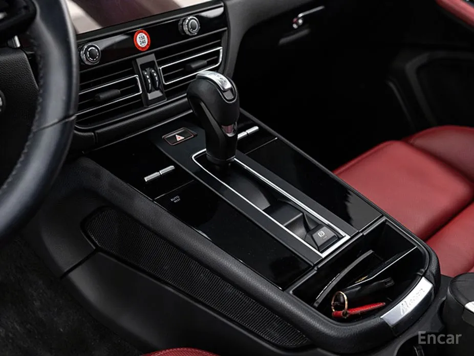 Фото 9 - Porsche Macan