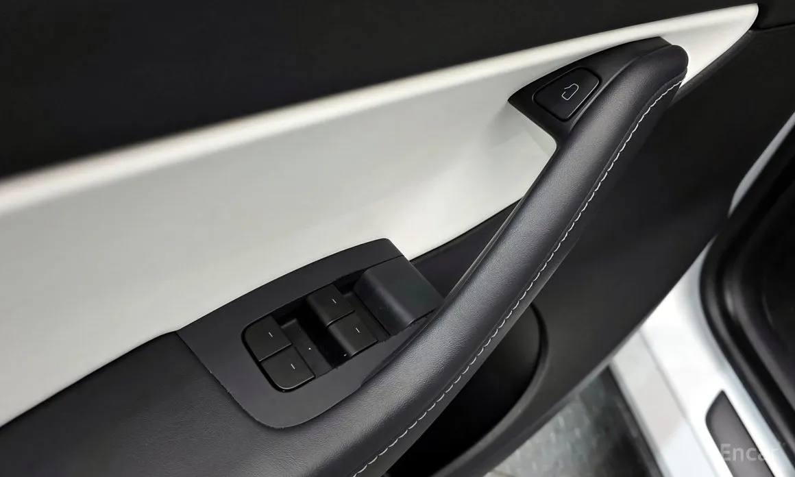 Фото 11 - Tesla Model Y