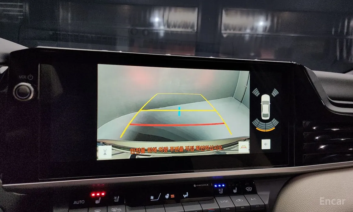 Фото 15 - Toyota Camry