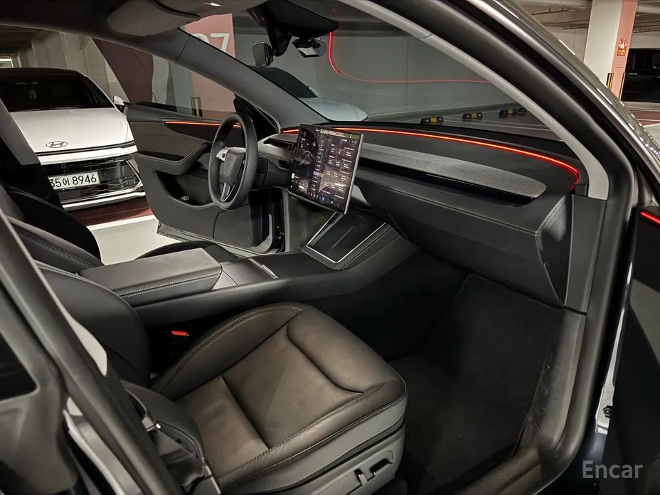 Фото 10 - Tesla Model Y