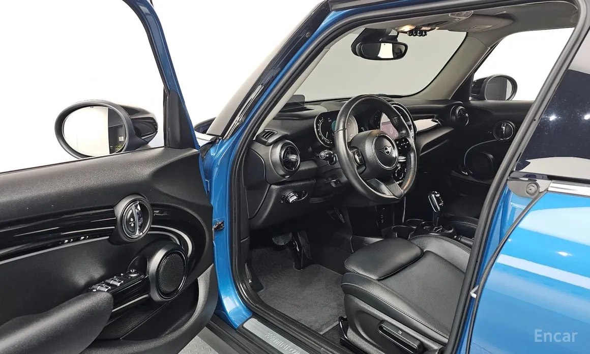 Фото 10 - Mini Cooper