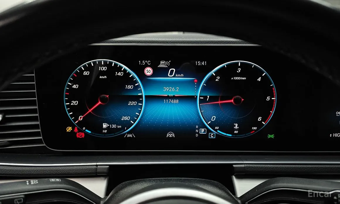 Фото 8 - Mercedes-Benz GLE-Class