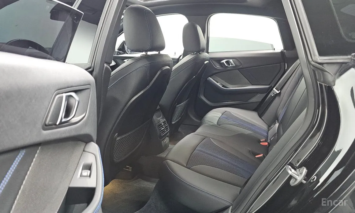 BMW 2 Series 2020 220i M Sports