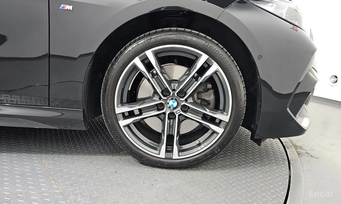 BMW 2 Series 2020 220i M Sports