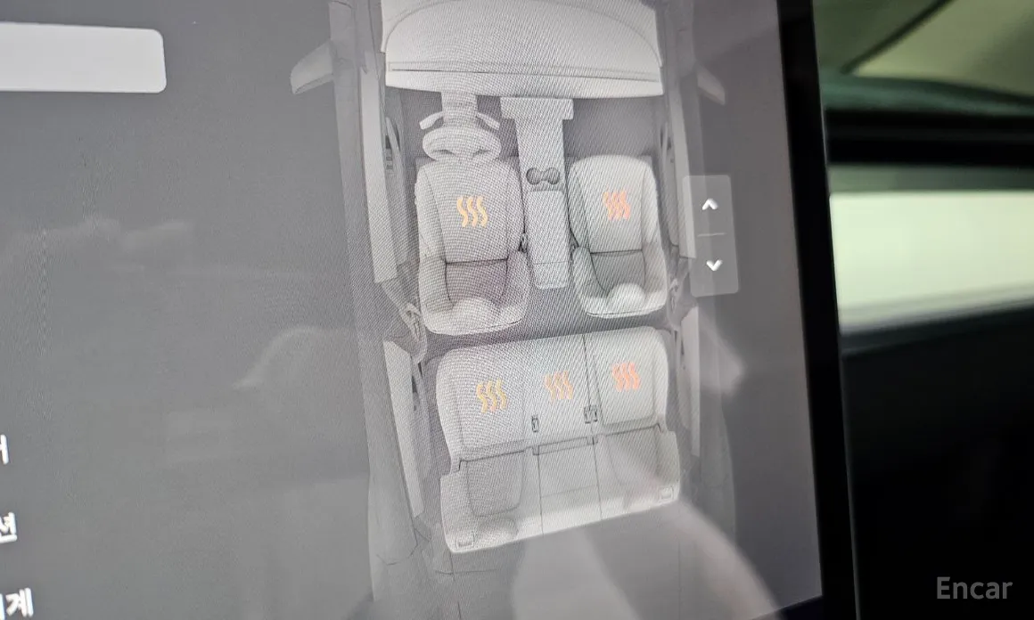 Фото 17 - Tesla Model Y