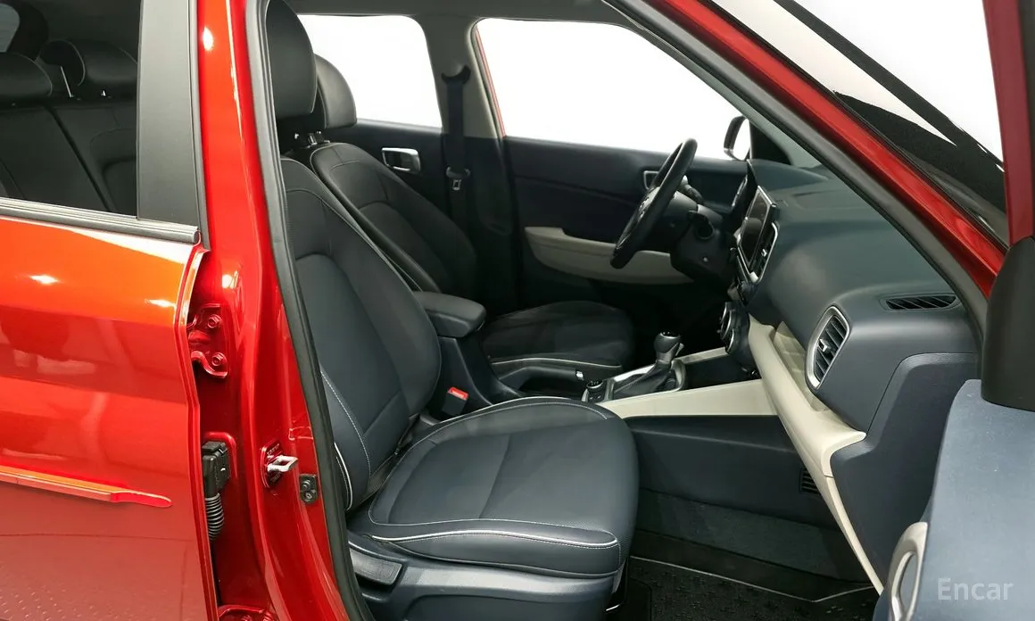 Фото 11 - Hyundai Venue