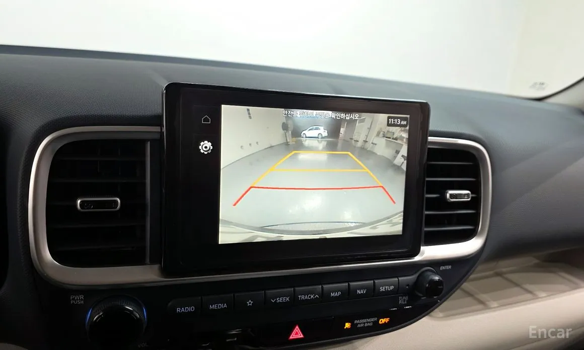 Фото 15 - Hyundai Venue