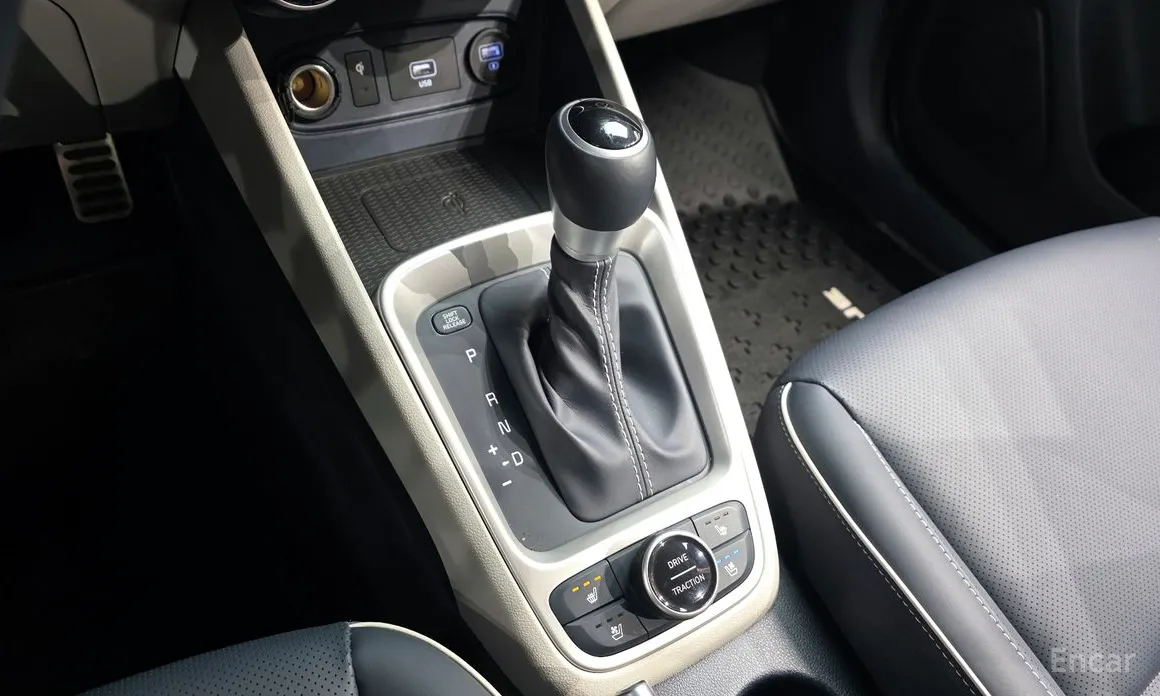 Фото 9 - Hyundai Venue