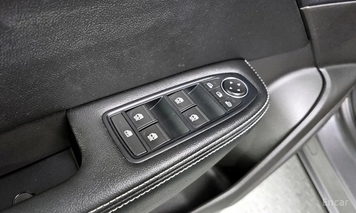 Фото 17 - Renault XM3