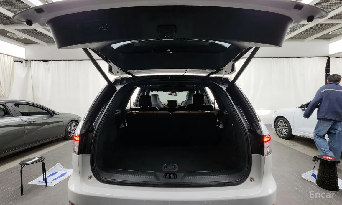 Фото 20 - Lincoln Aviator