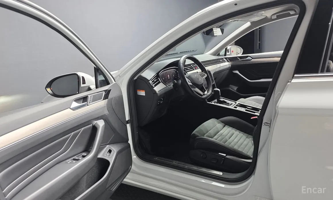 Фото 10 - Volkswagen Passat