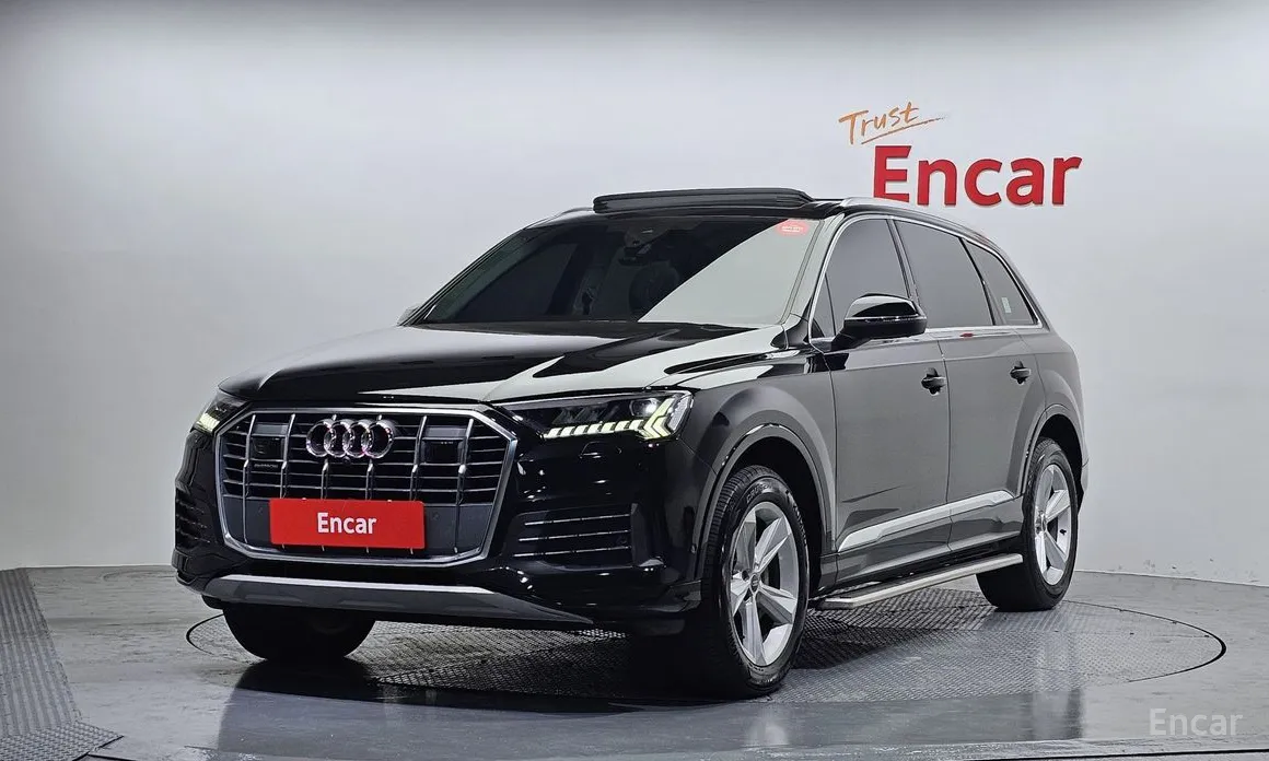 Фото 1 - Audi Q7