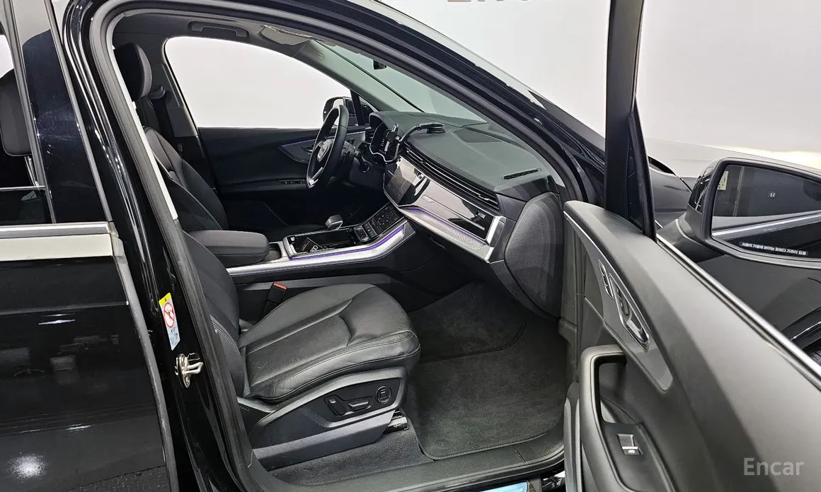 Фото 11 - Audi Q7