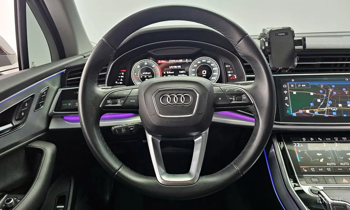 Фото 13 - Audi Q7