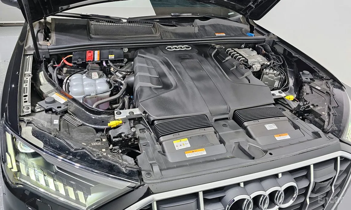 Фото 6 - Audi Q7