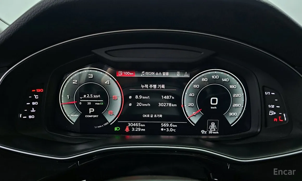 Фото 8 - Audi Q7