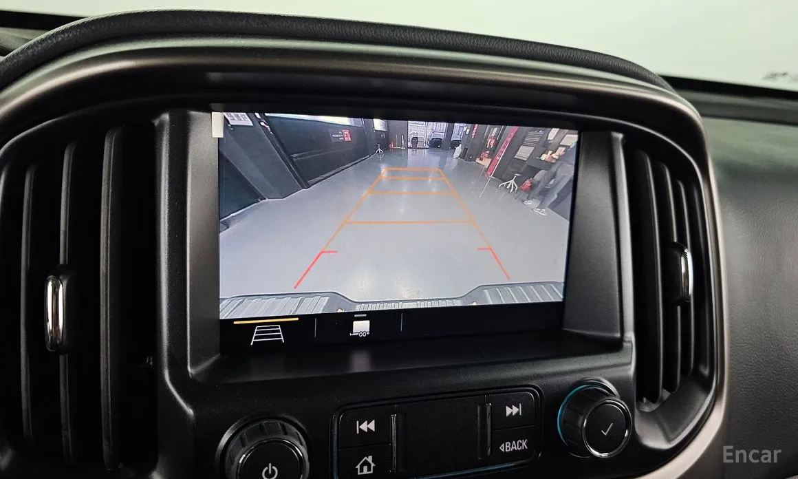 Фото 15 - Chevrolet Colorado