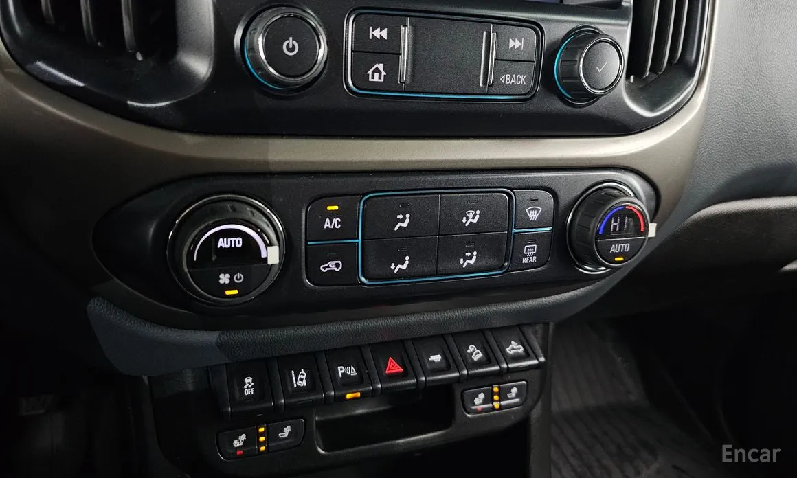 Фото 16 - Chevrolet Colorado