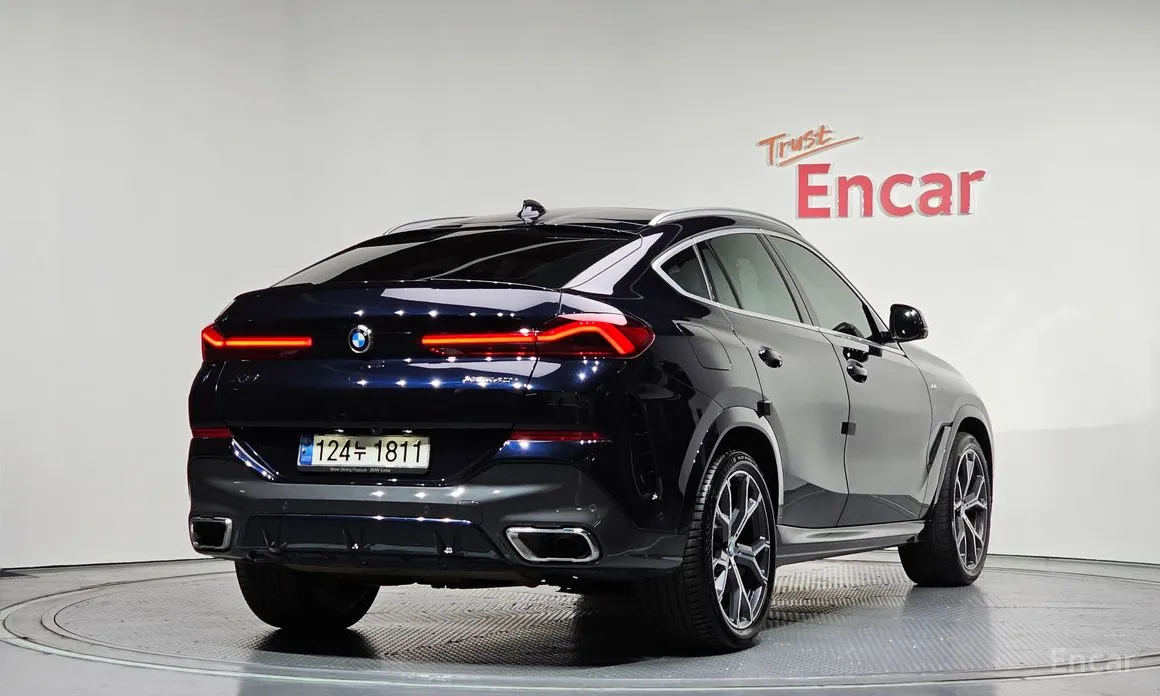 Фото 2 - BMW X6