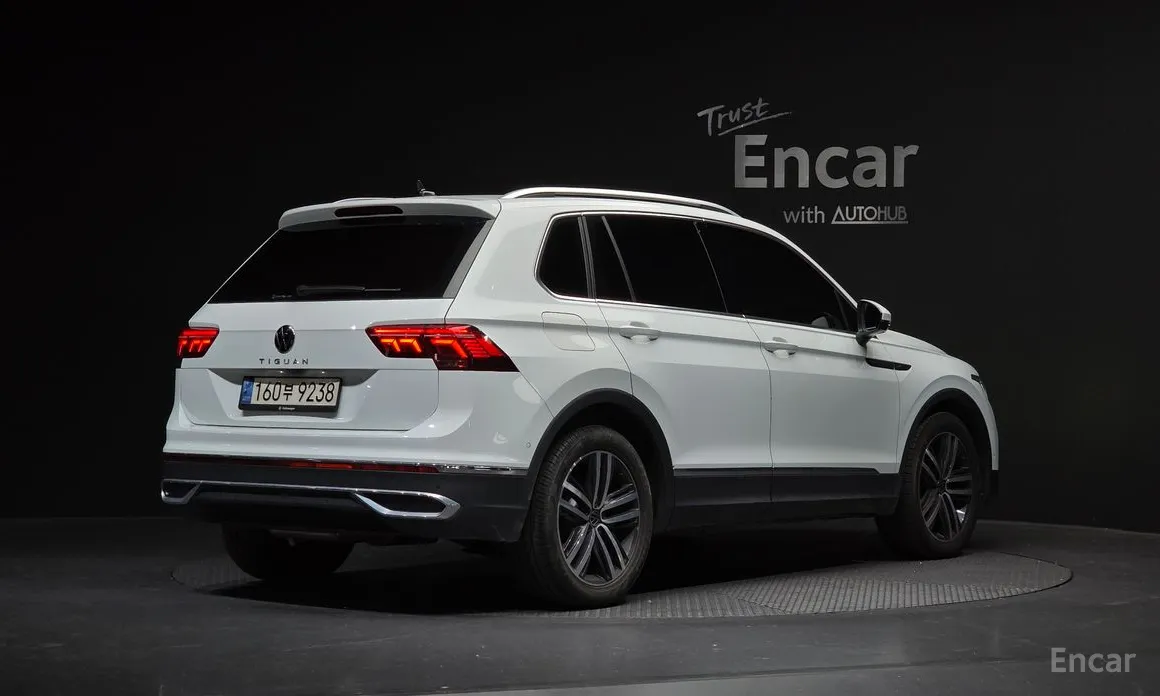 Фото 2 - Volkswagen Tiguan