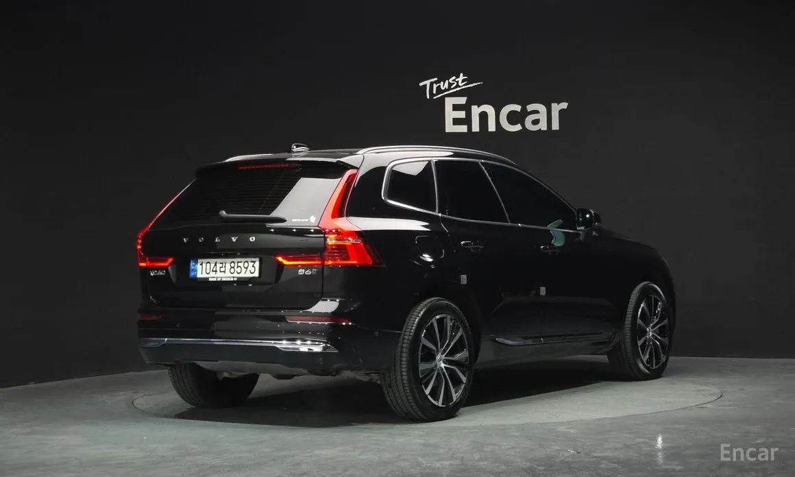 Фото 2 - Volvo XC60