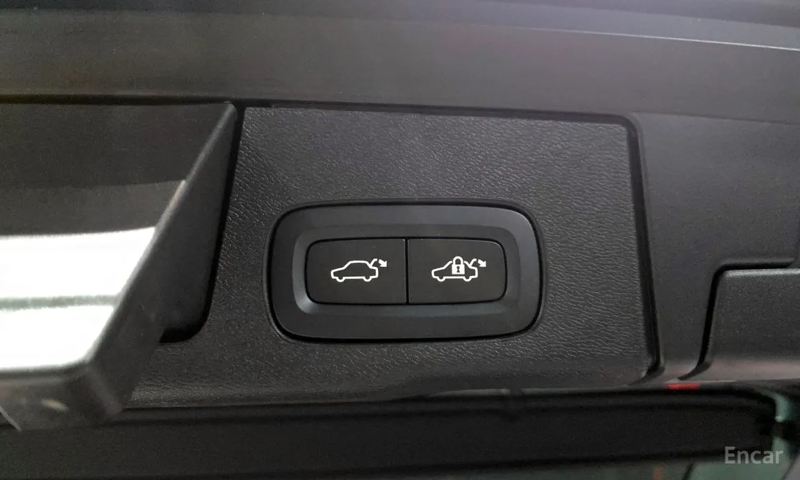 Фото 20 - Volvo XC60