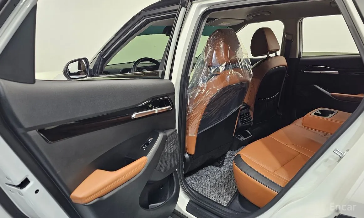 Фото 11 - Kia Seltos