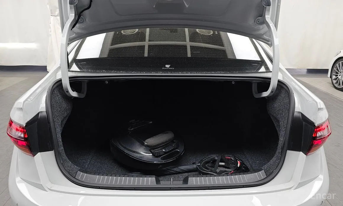 Фото 20 - Volkswagen Jetta