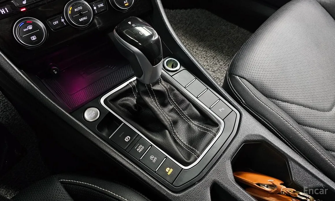 Фото 9 - Volkswagen Jetta