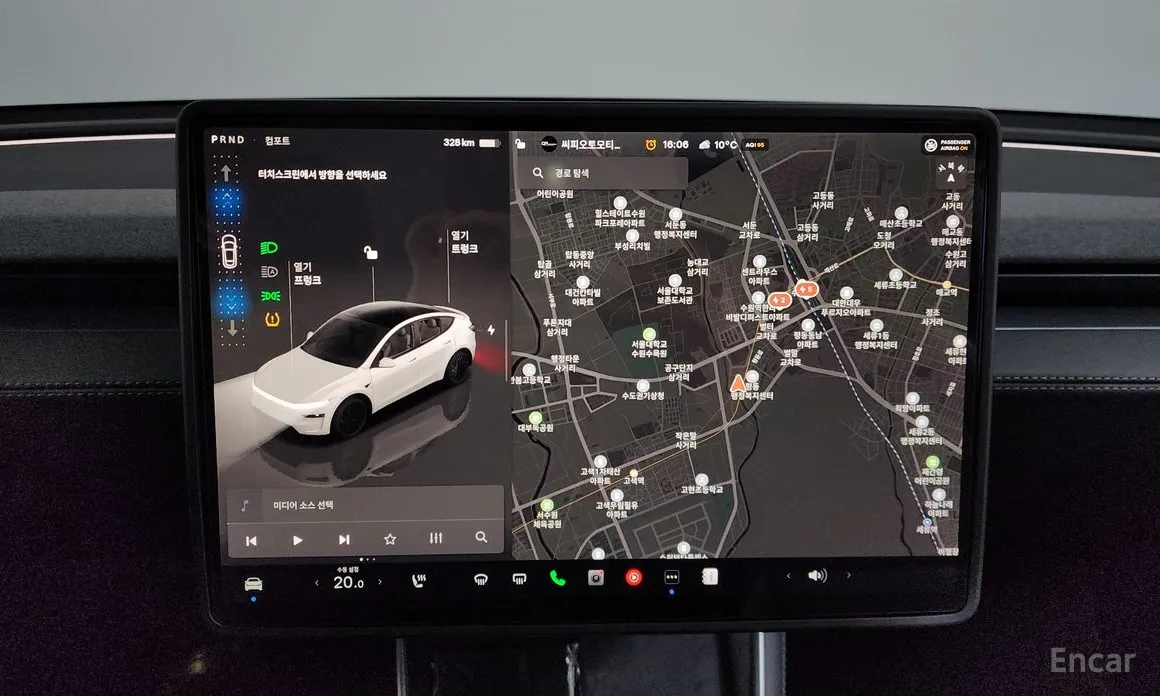 Фото 14 - Tesla Model Y