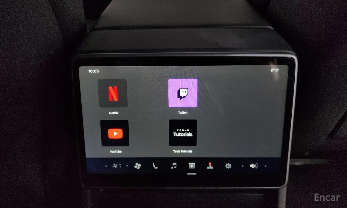 Фото 19 - Tesla Model Y