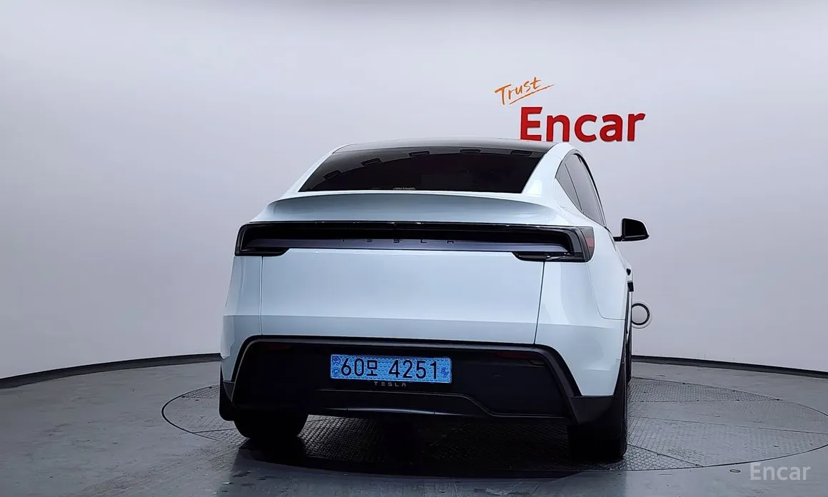 Фото 4 - Tesla Model Y