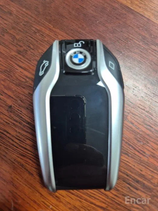 Фото 10 - BMW 7 Series