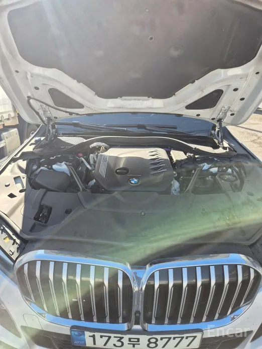 Фото 5 - BMW 7 Series