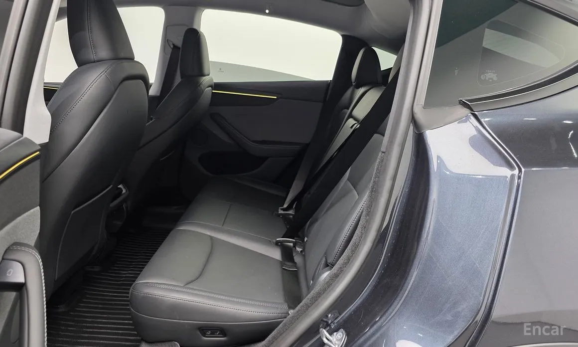 Фото 12 - Tesla Model Y